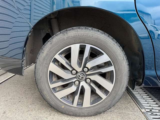 �܂��͓��X�̃N���[�j���O�����ɗ��܂���?�^�C�~���O�ǂ���΃V�[�g�Ȃǒ����Ă��Ȃ���Ԃ�����܂���!�������������̓r�b�N�����Ă��܂��B��