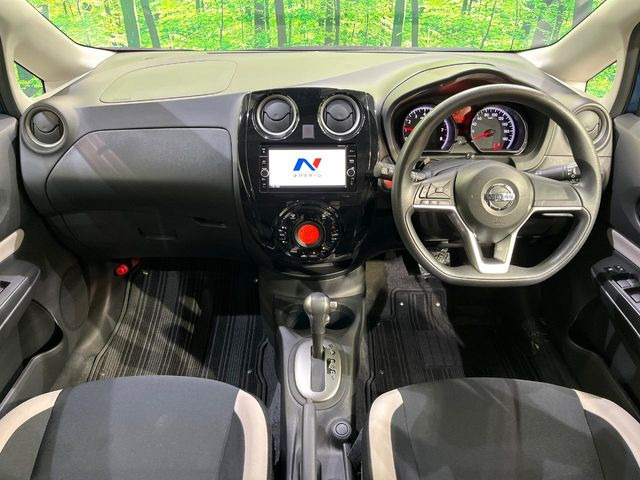 ノート1.2 X FOUR スマートセーフティエディション 4WD