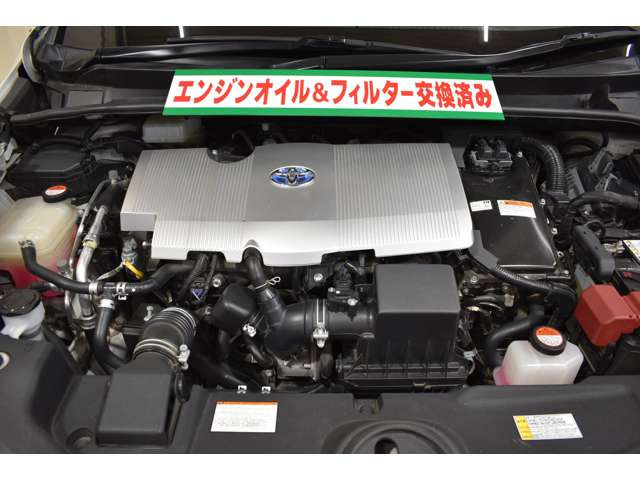 プリウス1.8 A プレミアム ツーリングセレクション E-Four 4WD