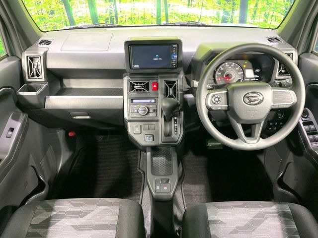 タフトX