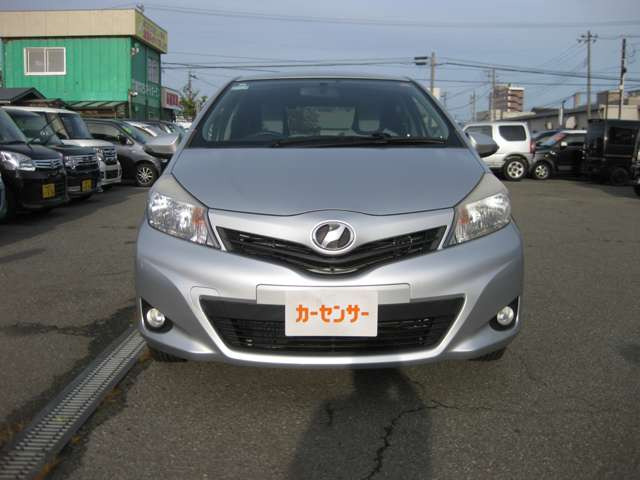 ヴィッツ1.3 F 4WD