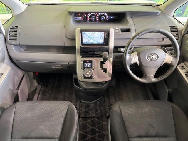 ヴォクシー2.0 ZS 煌