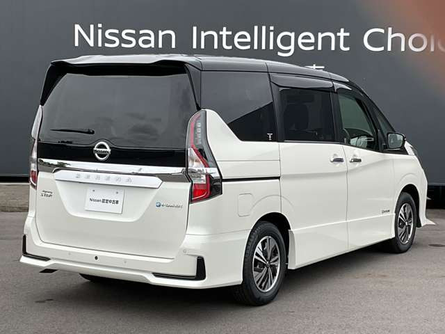 セレナ1.2 e-POWER ハイウェイスターV