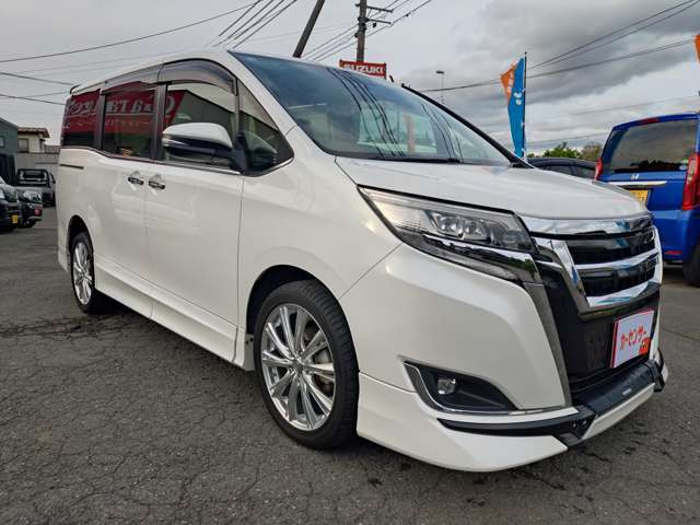 エスクァイア2.0 Gi プレミアムパッケージ 4WD