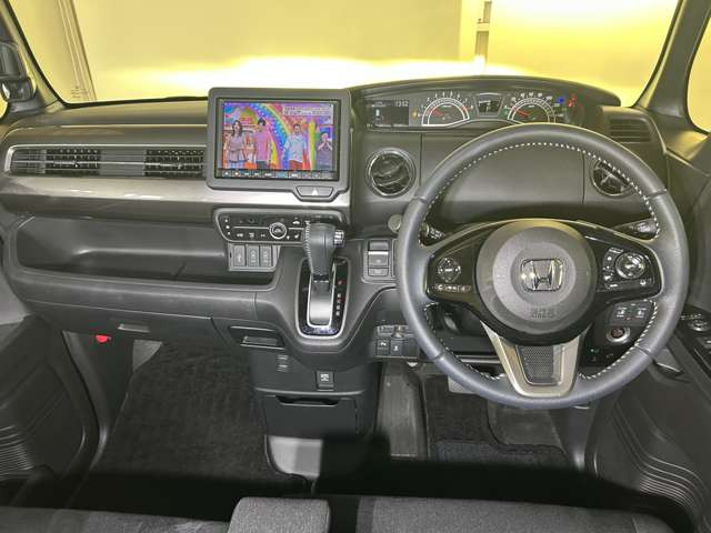 N-BOXカスタムL ターボ スタイルプラス ブラック 4WD