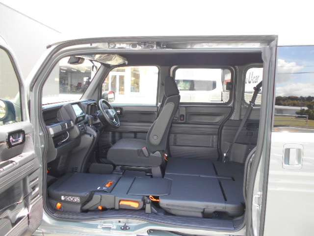 N-VAN