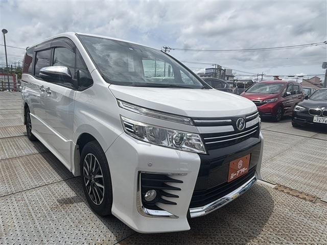 ヴォクシー2.0 ZS 煌