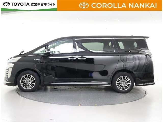 ヴェルファイアハイブリッド 2.5 ZR E-Four 4WD