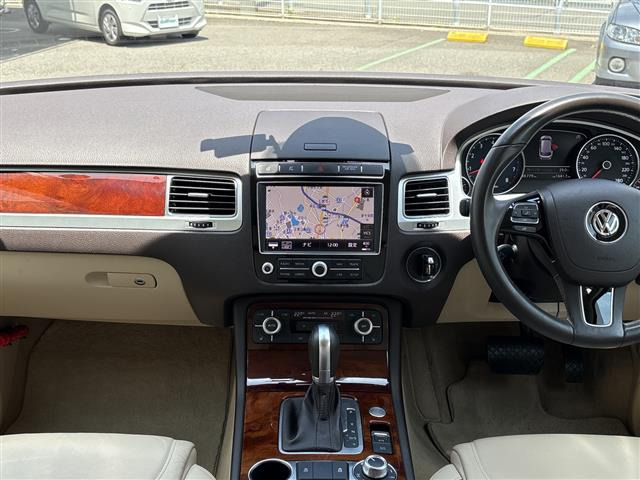 トゥアレグV6 アップグレードパッケージ 4WD