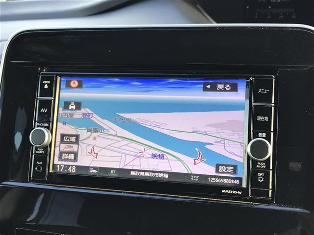 セレナ2.0 ハイウェイスターV 4WD