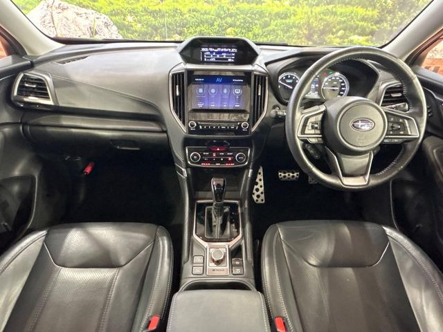 フォレスター2.0 アドバンス 4WD