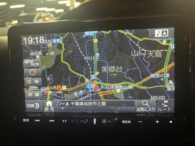 ヴォクシー1.8 ハイブリッド ZS
