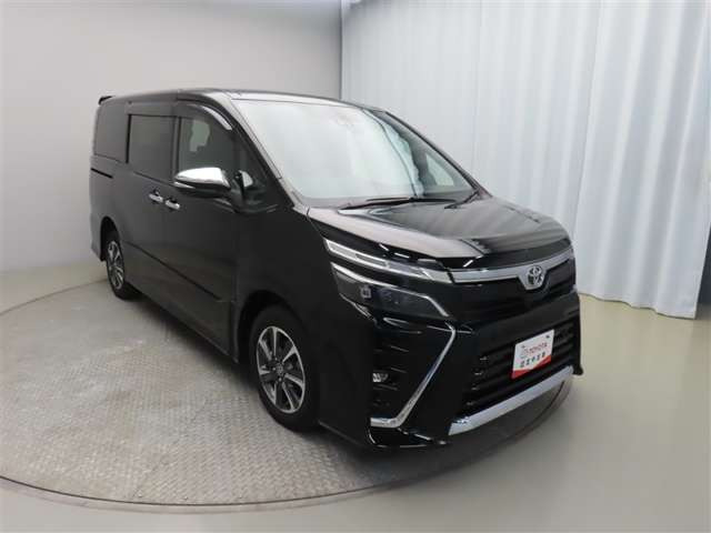 ヴォクシー2.0 ZS 煌III 4WD