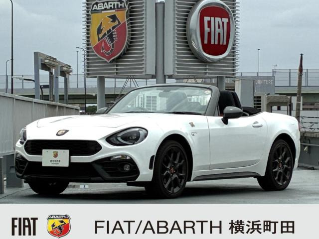 アバルト124スパイダー1.4