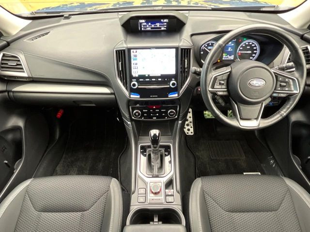 フォレスター2.0 アドバンス 4WD