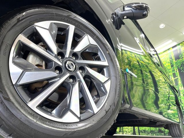 �y����16�C���`�A���~�z�C�[���z�O�ςɃ}�b�`���������A���~�z�C�[���𑕒����Ă���܂��B�e��ЊO�A���~�z�C�[����A�X�^�b�h���X�^�C�����戵�����Ă���܂��B���񂲑��k����������