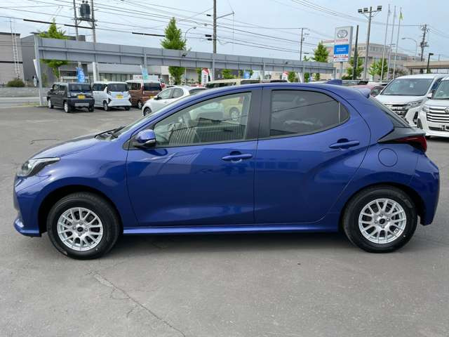 ヤリス1.5 X 4WD