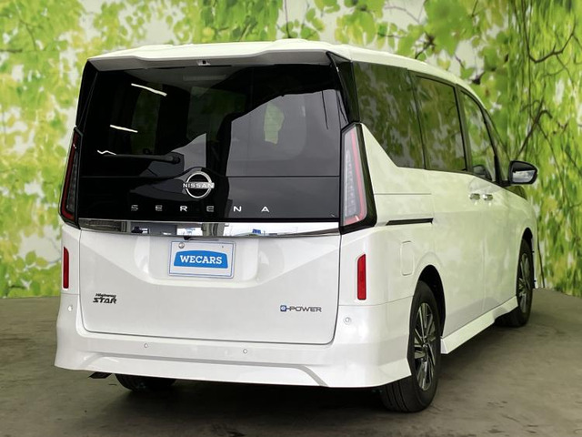 セレナ1.4 e-POWER ハイウェイスターV