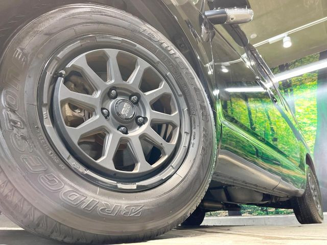 �y16�C���`�A���~�z�C�[���z�O�ςɃ}�b�`�����A���~�z�C�[���𑕒����Ă���܂��B�e��A���~�z�C�[����A�X�^�b�h���X�^�C�����戵�����Ă���܂��B���񂲑��k����������