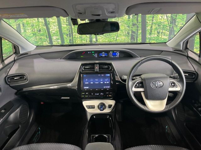 プリウス1.8 S セーフティ プラス