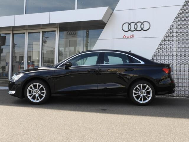 A3セダン30 TFSI アドバンスド