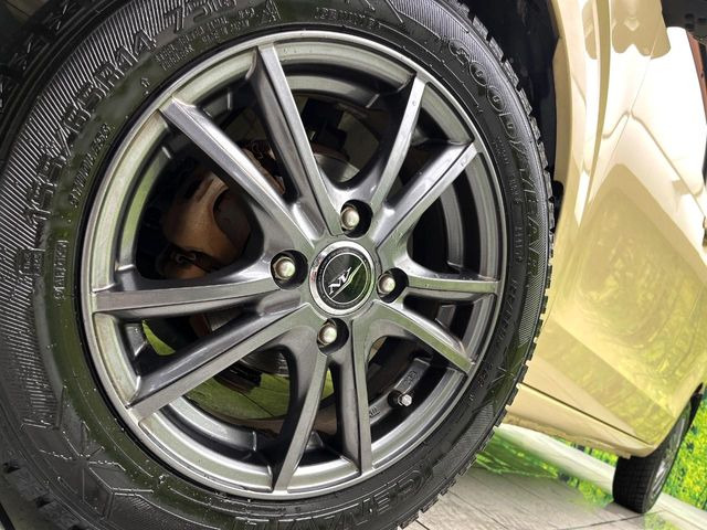 �y15�C���`�A���~�z�C�[���z�O�ςɃ}�b�`�����A���~�z�C�[���𑕒����Ă���܂��B�e��A���~�z�C�[����A�X�^�b�h���X�^�C�����戵�����Ă���܂��B���񂲑��k����������
