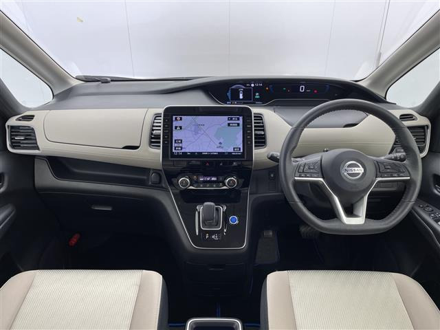 セレナ1.2 e-POWER ハイウェイスター