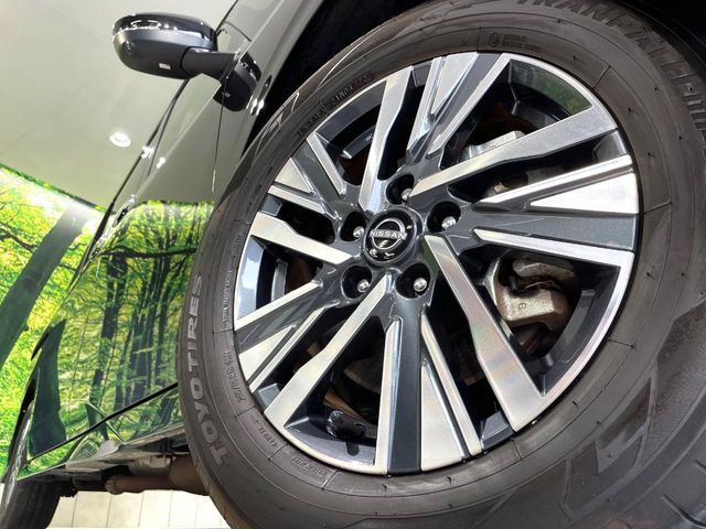 �y����16�C���`�A���~�z�C�[���z�O�ςɃ}�b�`���������A���~�z�C�[���𑕒����Ă���܂��B�e��ЊO�A���~�z�C�[����A�X�^�b�h���X�^�C�����戵�����Ă���܂��B���񂲑��k����������