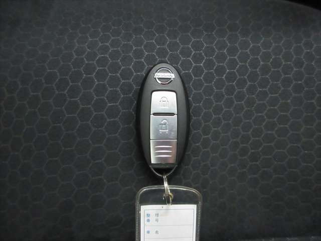 ジューク1.6 16GT FOUR 4WD