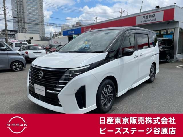 セレナ1.4 e-POWER ハイウェイスターV