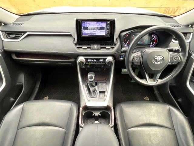 RAV42.0 G 4WD