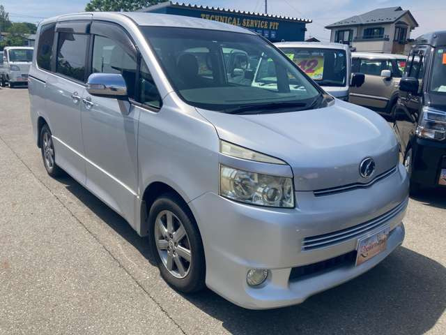 ヴォクシー2.0 ZS 煌