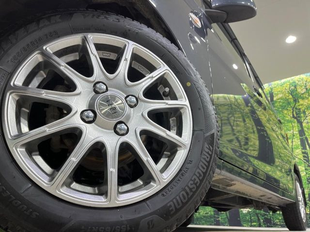 �y14�C���`�A���~�z�C�[���z�O�ςɃ}�b�`�����A���~�z�C�[���𑕒����Ă���܂��B�e��A���~�z�C�[����A�X�^�b�h���X�^�C�����戵�����Ă���܂��B���񂲑��k����������