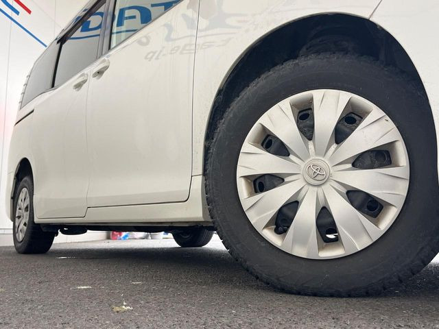 トヨタ ヴォクシー 2.0 X 181.6万円 平成27年(2015年) 山梨県 中古車