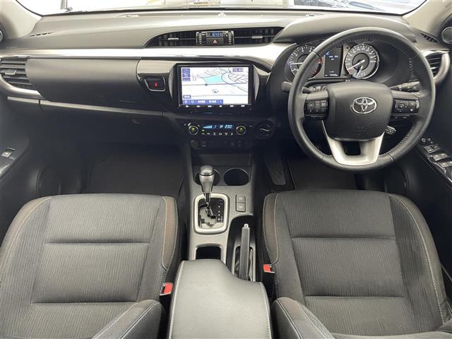 ハイラックス2.4 Z ディーゼル 4WD