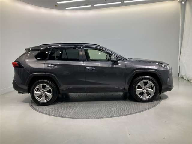 RAV42.5 ハイブリッド G E-Four 4WD