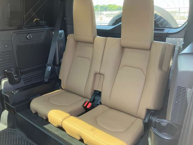 ディフェンダー110 X ダイナミック HSE 3.0L D350 ディーゼル 4WD