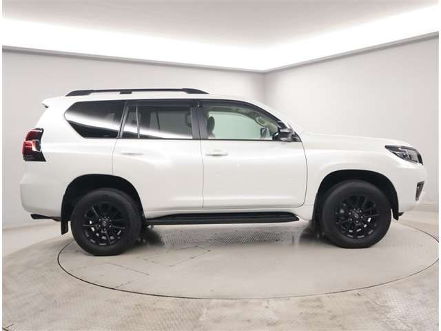 ランドクルーザープラド2.7 TX Lパッケージ マットブラック エディション 4WD