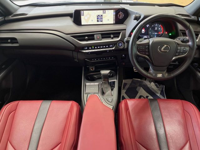 UX250h Fスポーツ