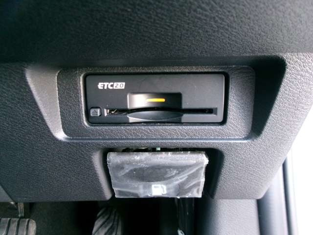 ノートオーラ1.2 G レザーエディション