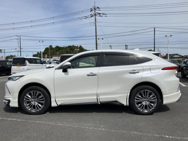 ハリアー2.5 ハイブリッド E-Four Z レザーパッケージ 4WD