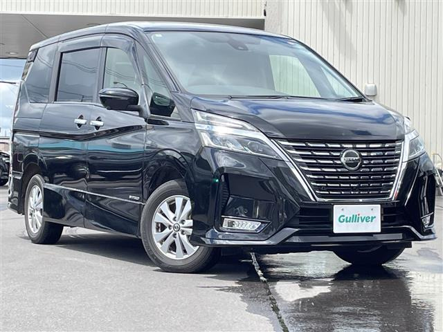 セレナ2.0 ハイウェイスターV 4WD
