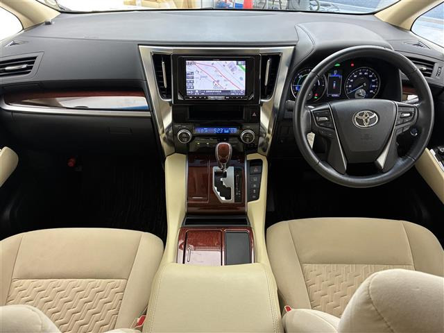 アルファードハイブリッド 2.5 X E-Four 4WD