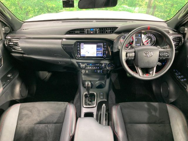 ハイラックス2.4 Z GRスポーツ ディーゼル 4WD