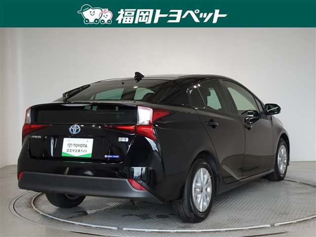 プリウス1.8 S