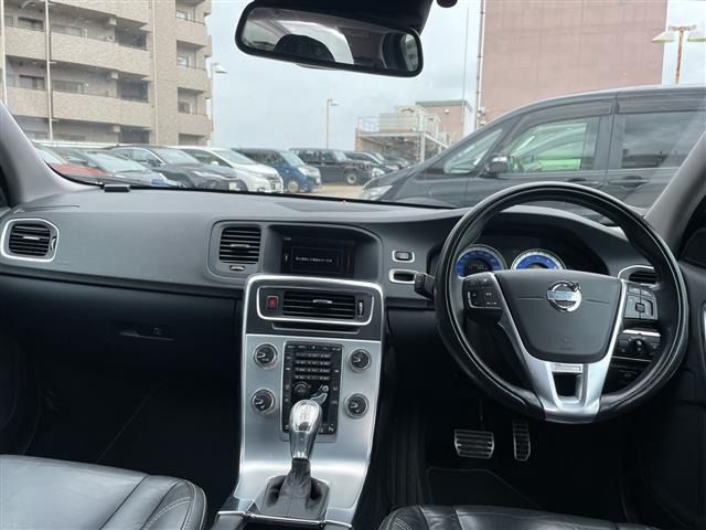 V60T4 Rデザイン