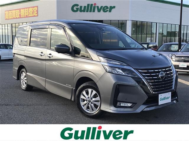 セレナ2.0 ハイウェイスターV 4WD