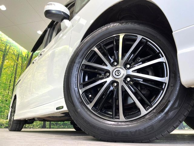 �y16�C���`�A���~�z�C�[���z�O�ςɃ}�b�`�����A���~�z�C�[���𑕒����Ă���܂��B�e��A���~�z�C�[����A�X�^�b�h���X�^�C�����戵�����Ă���܂��B���񂲑��k����������