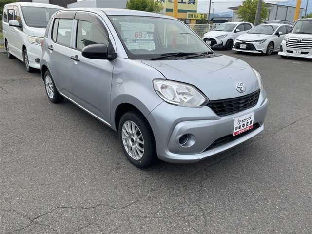 パッソ1.0 X 4WD