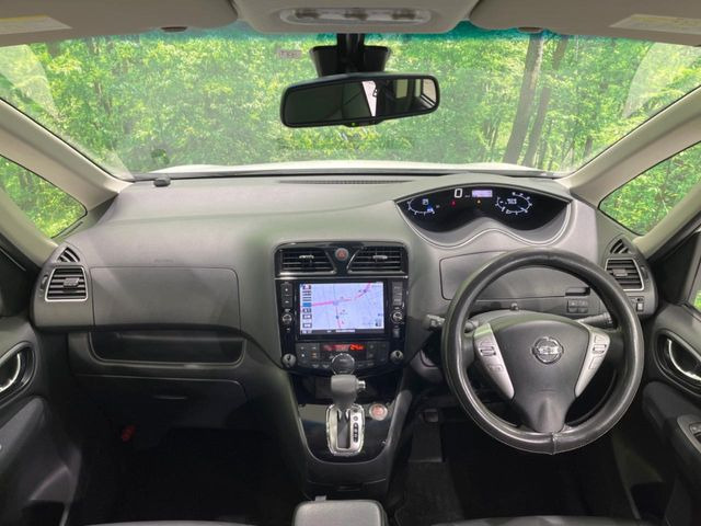 セレナ2.0 ハイウェイスター Vセレクション+Safety II S-HYBRID